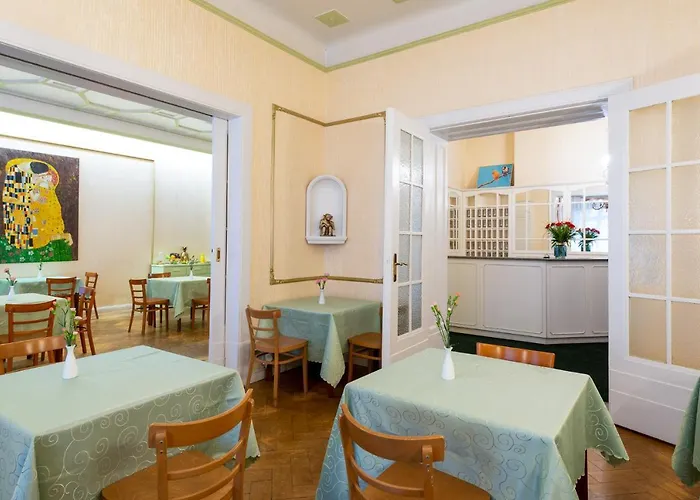 Hotel W22 Am Kurfuerstendamm 3*