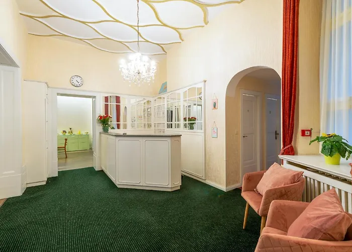 W22 Am Kurfuerstendamm Hotel 3*