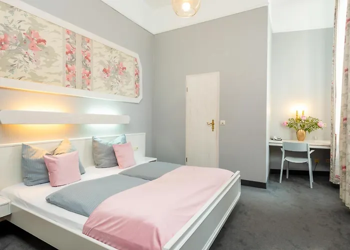 W22 Am Kurfuerstendamm 3* Berlín