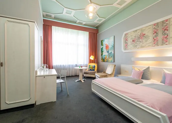 W22 Am Kurfuerstendamm Hotel 3*