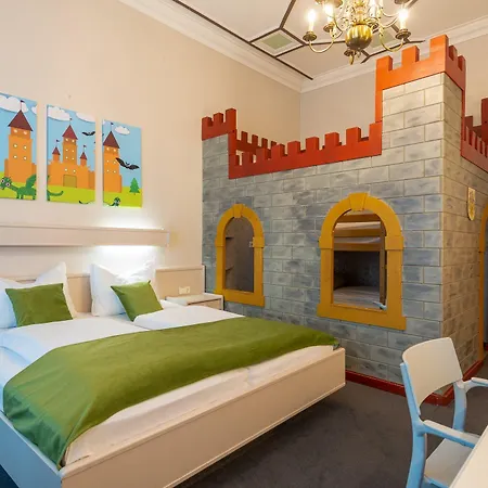 W22 Am Kurfuerstendamm 3*