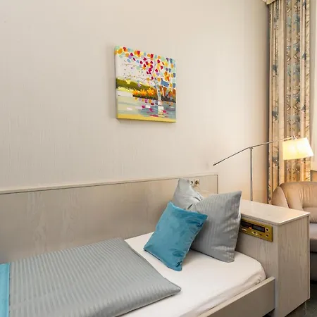 W22 Am Kurfuerstendamm Berlin